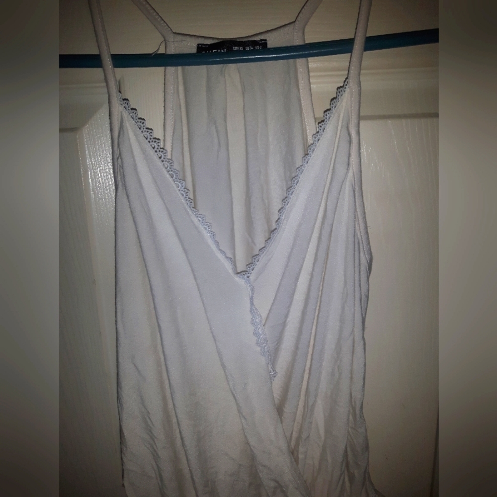 💌 5 for 15 - Small - White Shein Camisole Tank Top - Picture 2 of 6